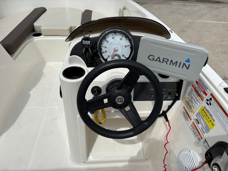 Boat Image 12