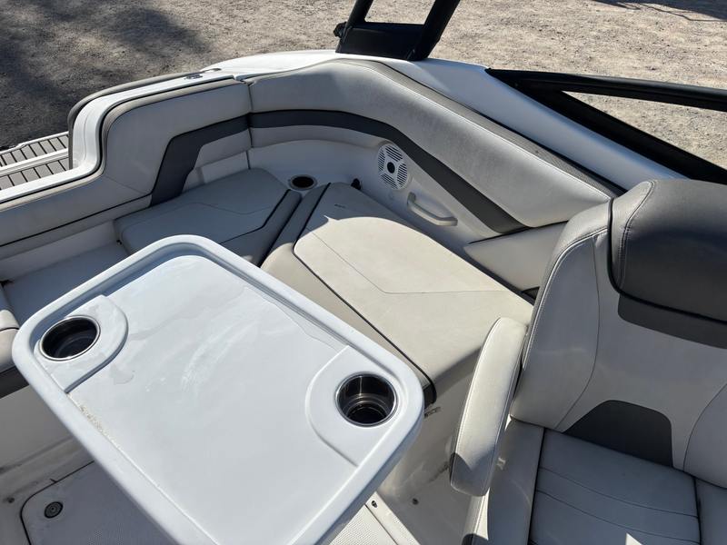 Boat Image 9