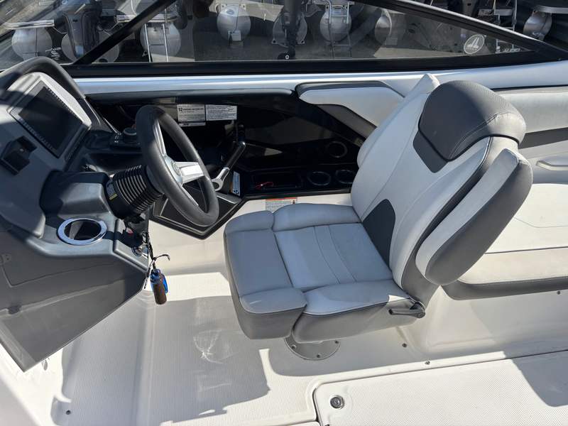Boat Image 11