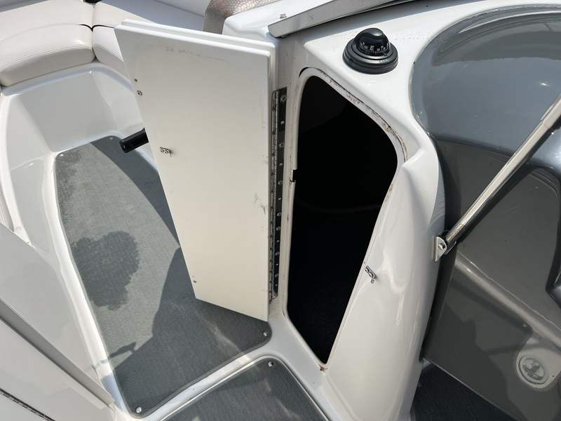 Boat Image 11