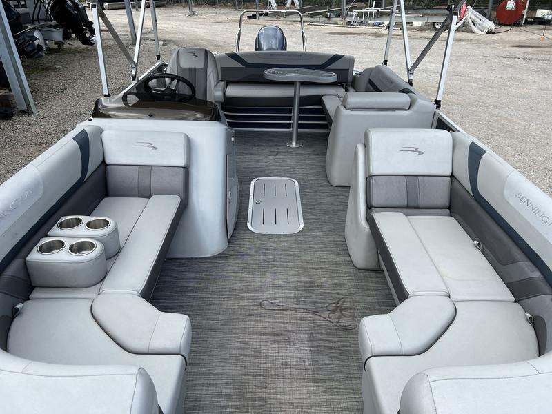 Boat Image 8