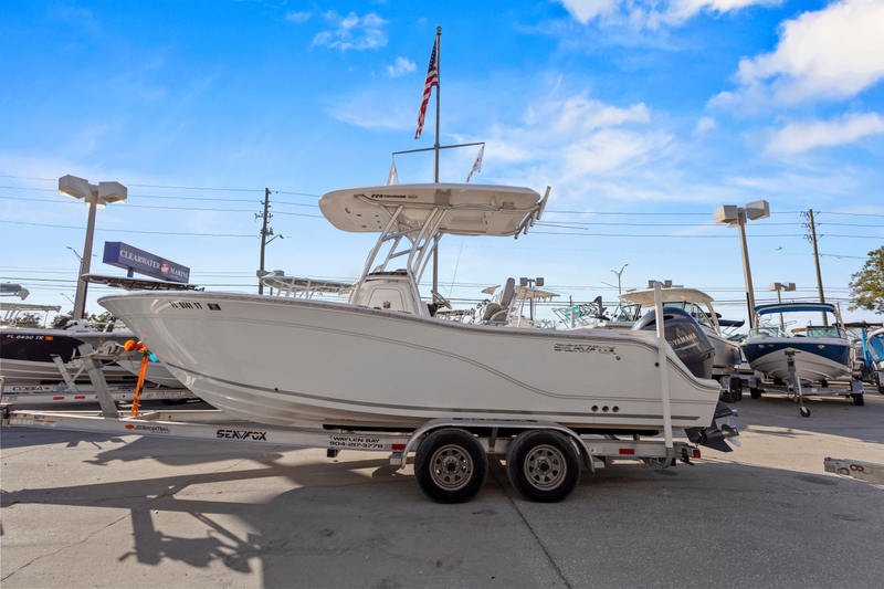 2023 Sea Fox 228 Commander