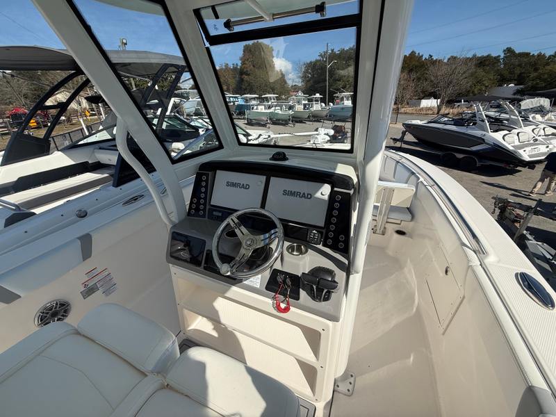2026 Robalo 232 EX