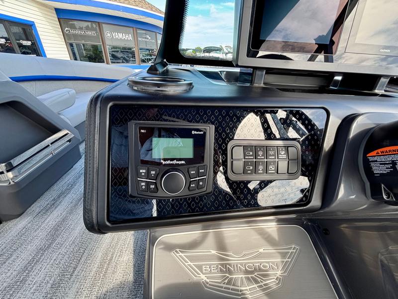 Boat Image 11