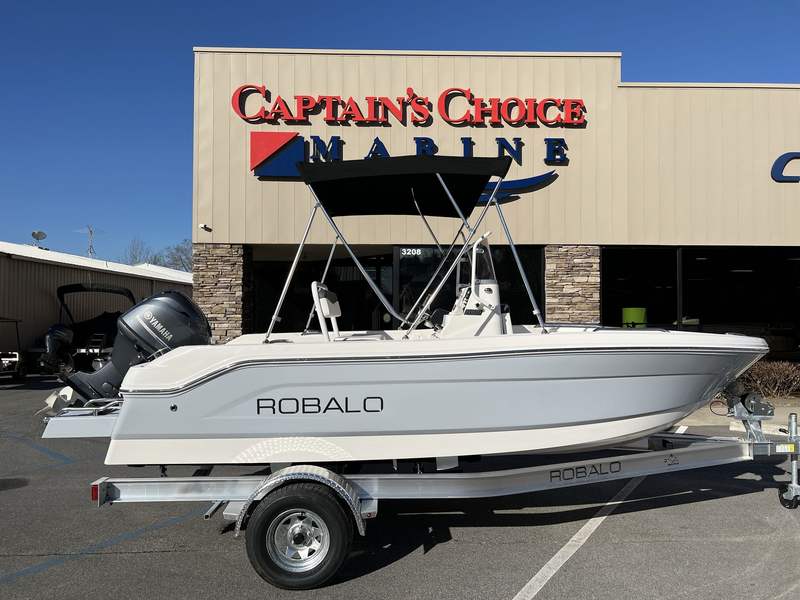 2025 Robalo 160 CC