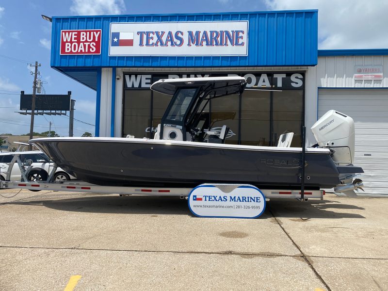 2025 Robalo 266 Cayman