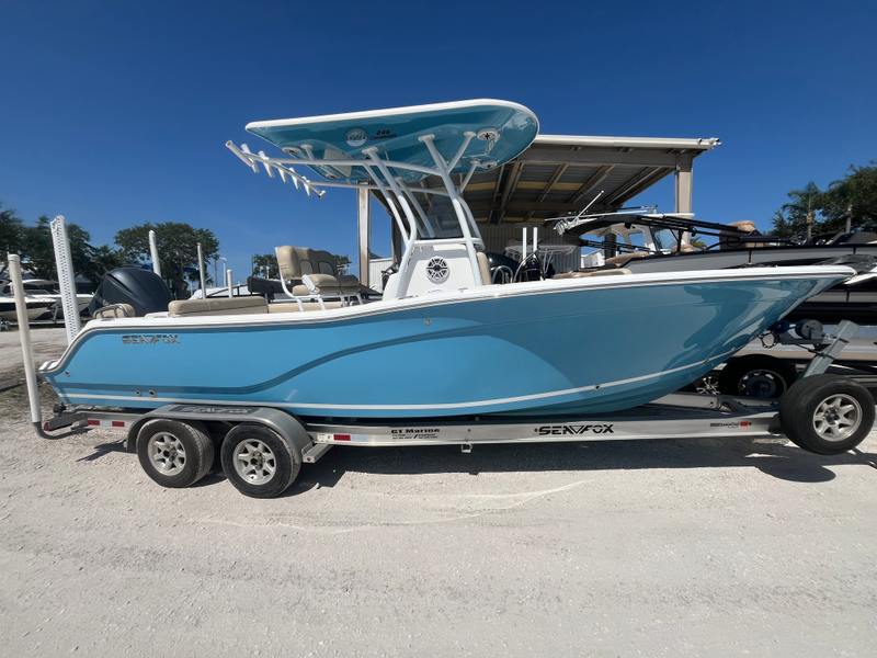 2017 Sea Fox 246 Commander